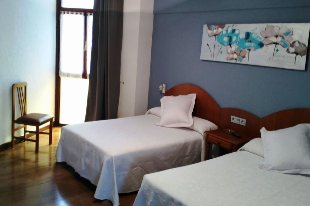 Hotel Urgain Oronoz-Mugaire Exteriér fotografie